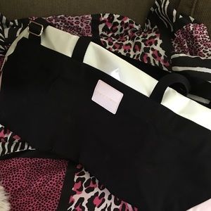 VS Pink dufflebag